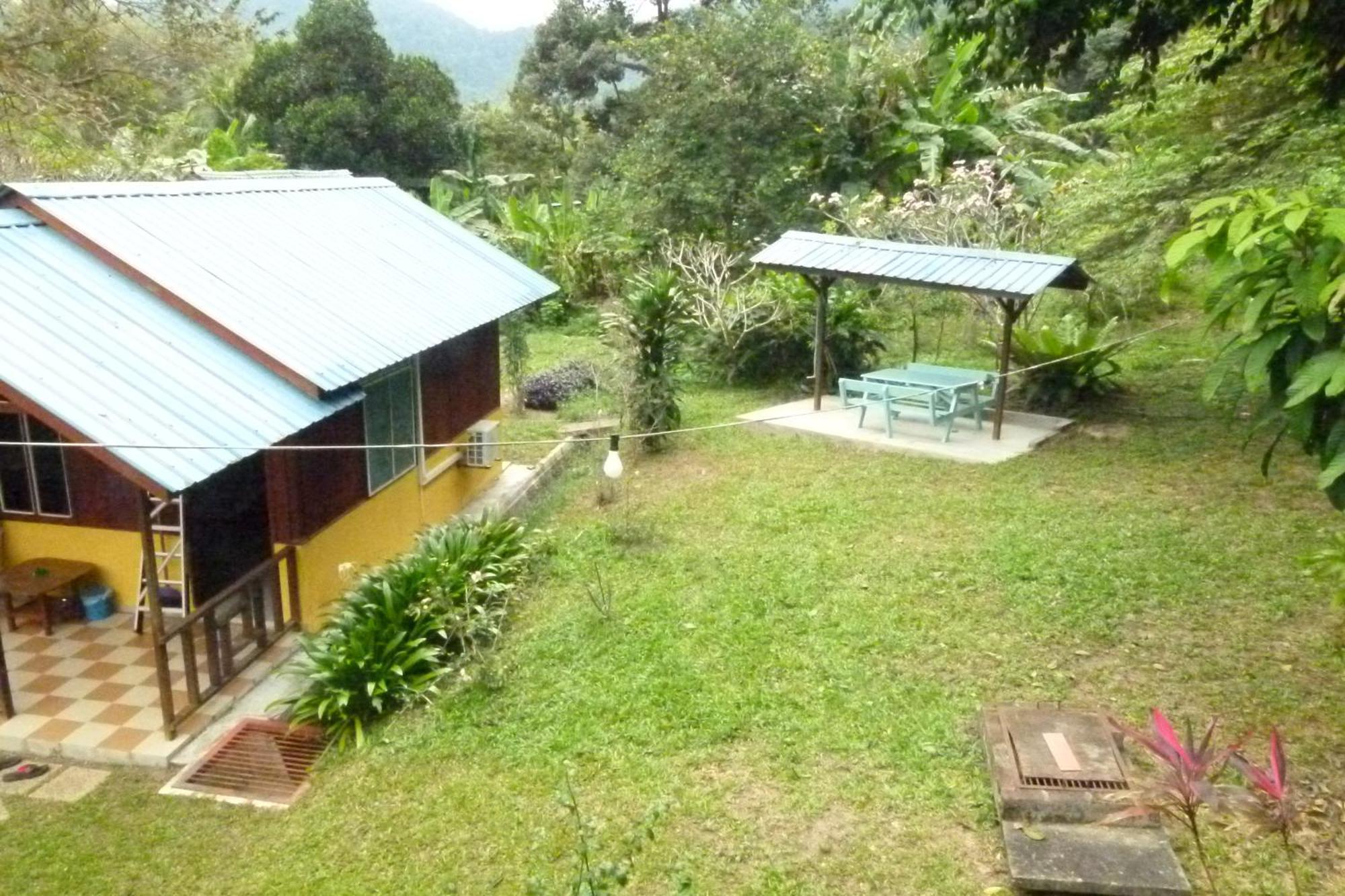 Cheers Garden Chalet Kampong Ayer Batang Exterior photo
